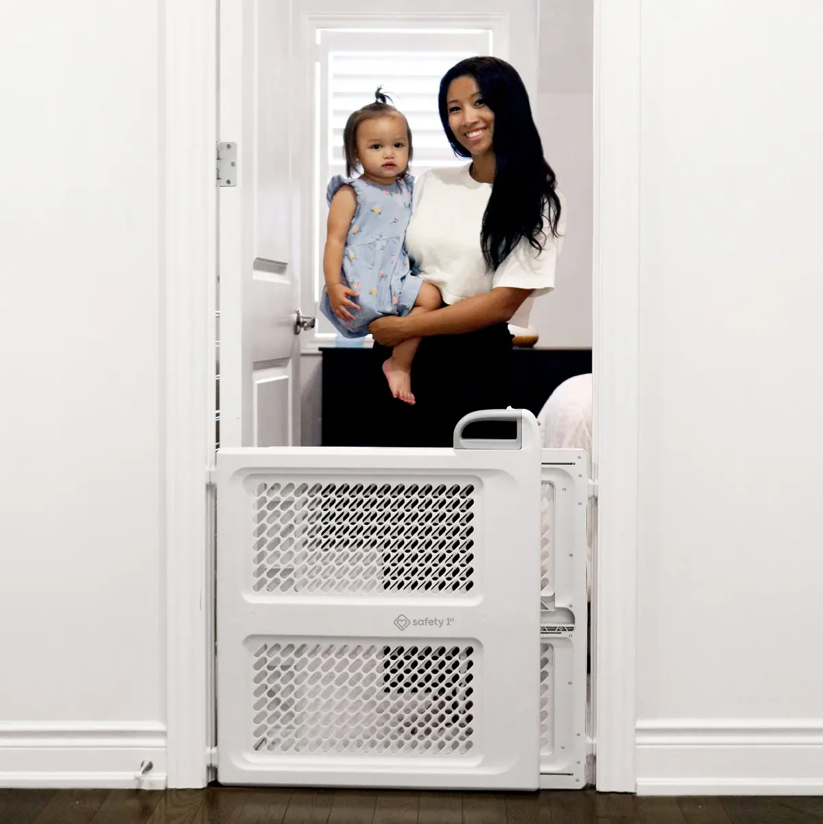 Lift, Lock & Swing Dual-Mode Gate 1