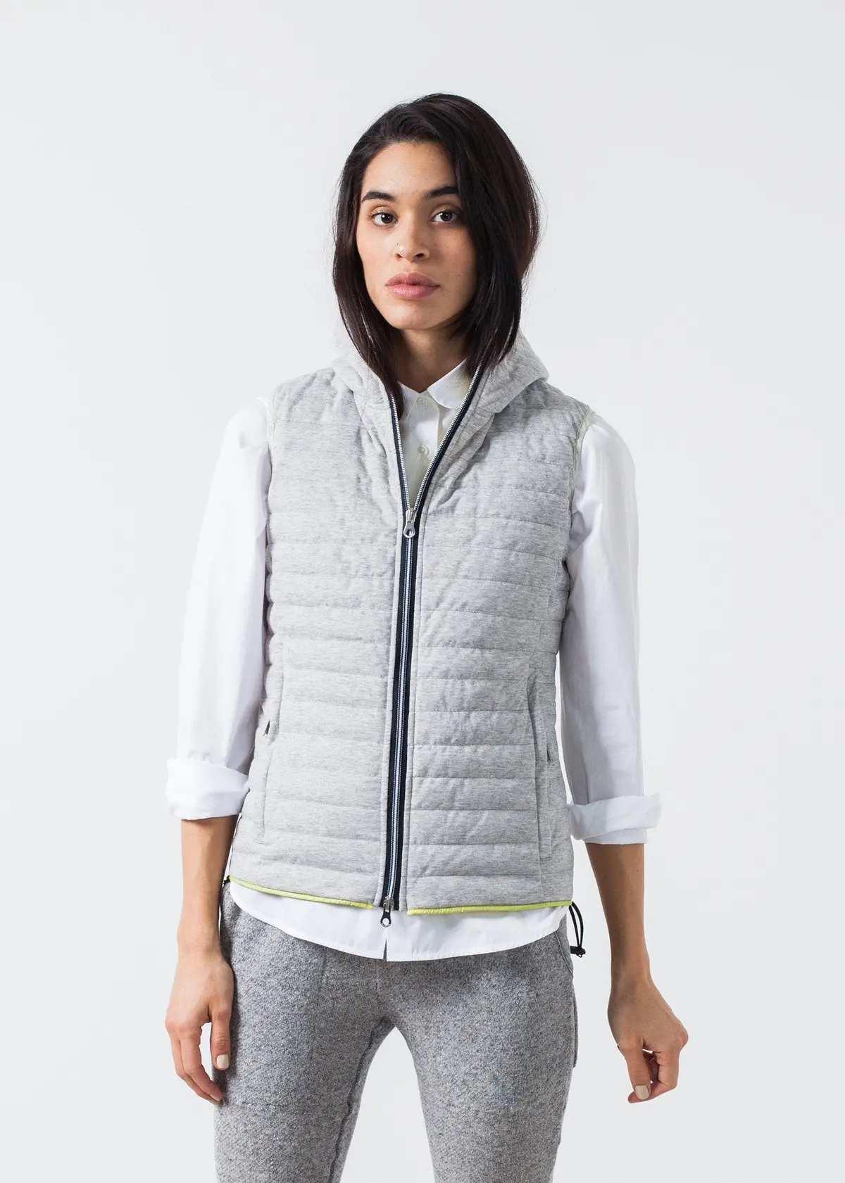 Primula Vest In Light Grey 1