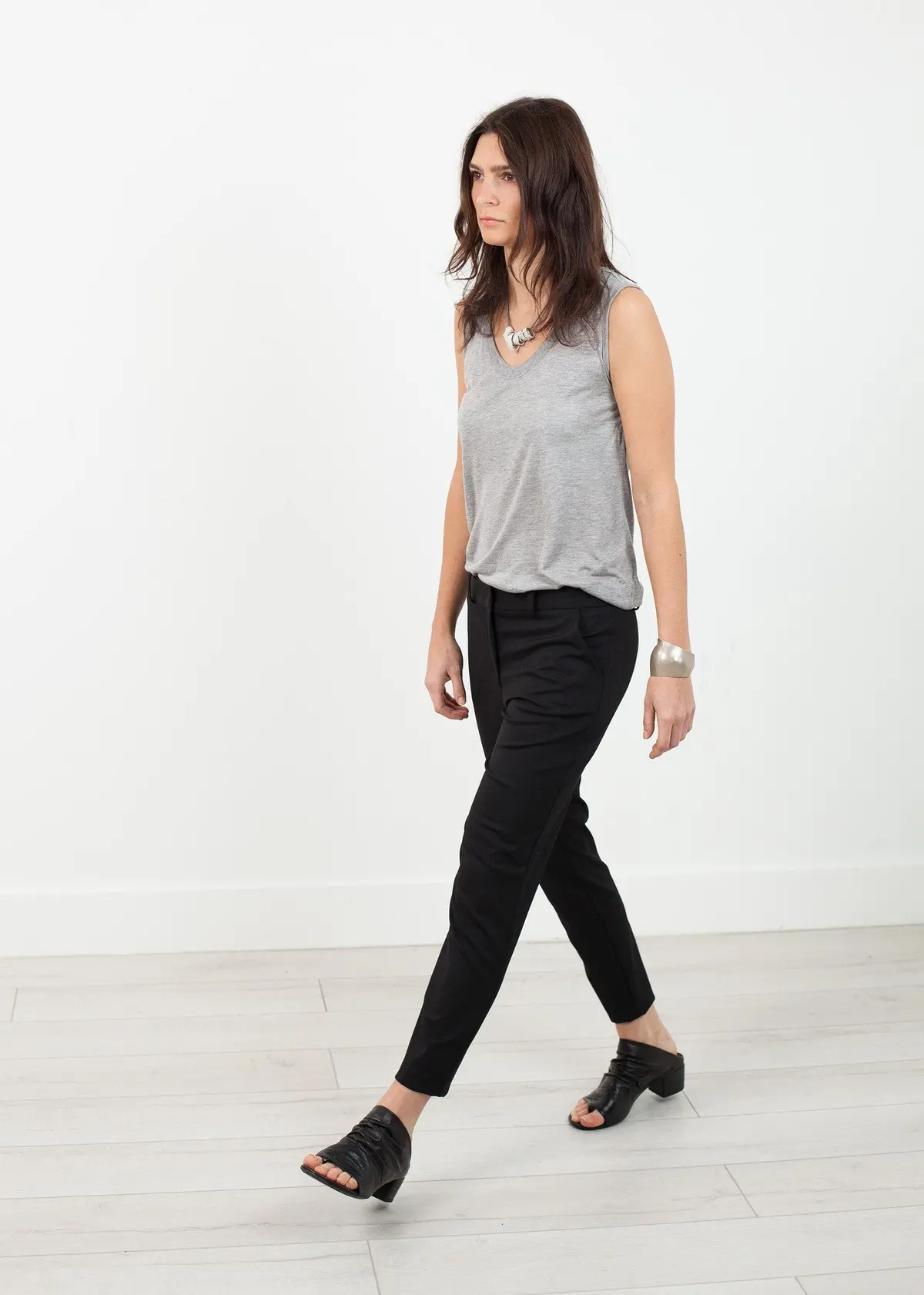 Stretch Fitted Pant In Black 1