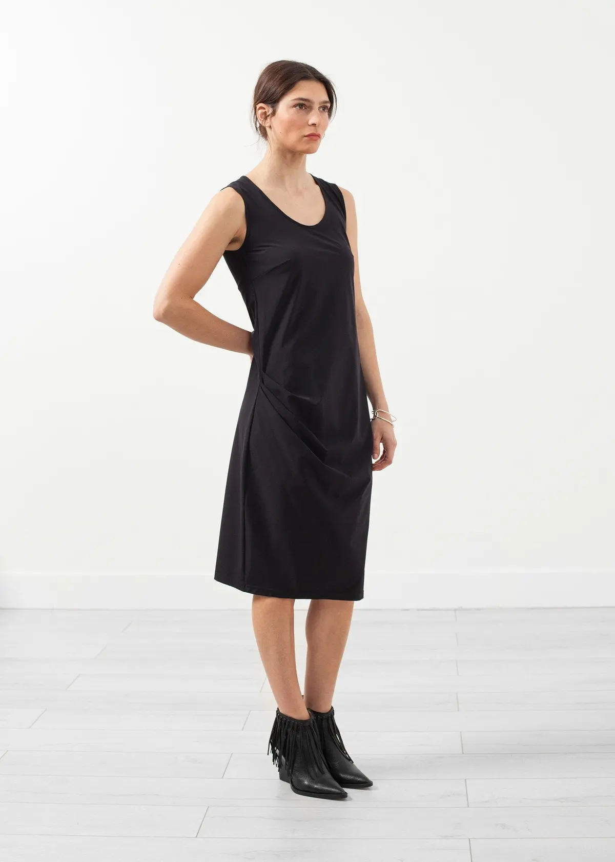 Sleeveless Fitted Dress 6