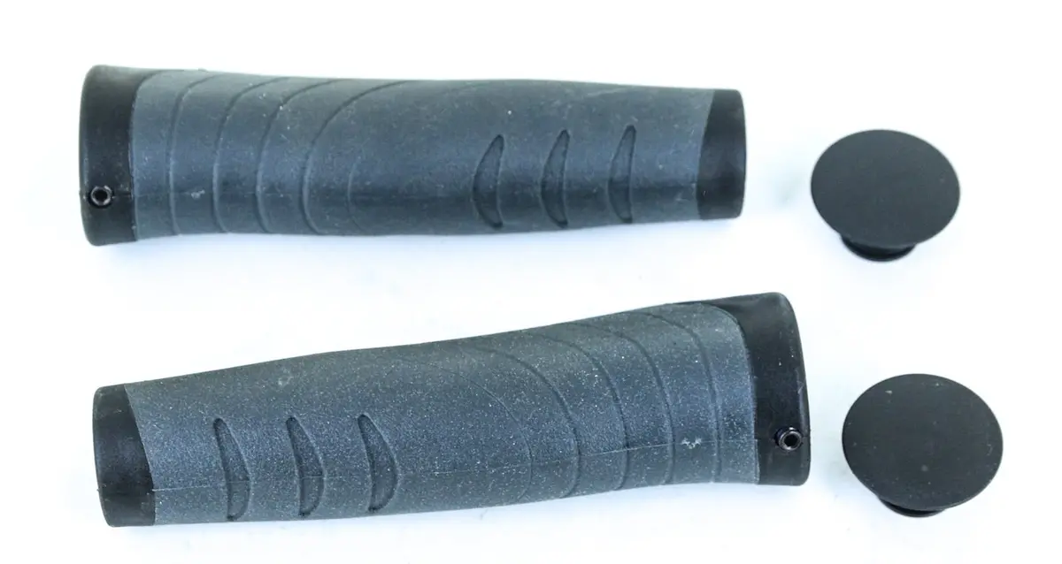 135Mm X 22.2 Comfort Ergonomic Lock-On Bike Handlebar Grips New 1