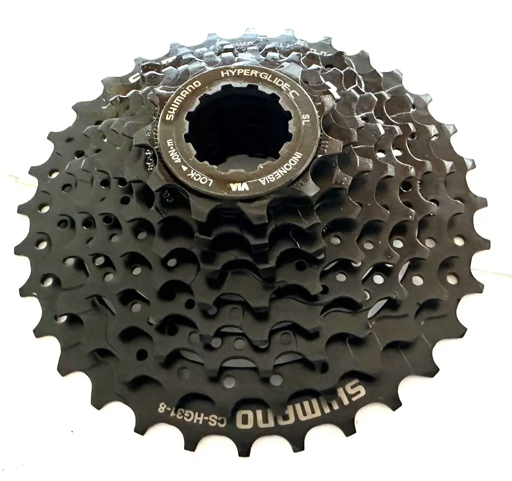 Shimano Altus Cs-Hg31 Cassette / 8 Speed / 11-32T / Black Bike New 1