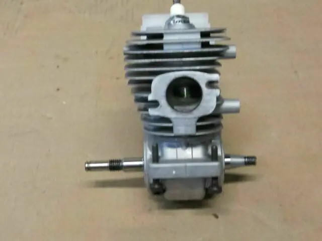 P021035190 Genuine Echo / Shindaiwa Kit, Crankcase Cs-352 Cs352 1