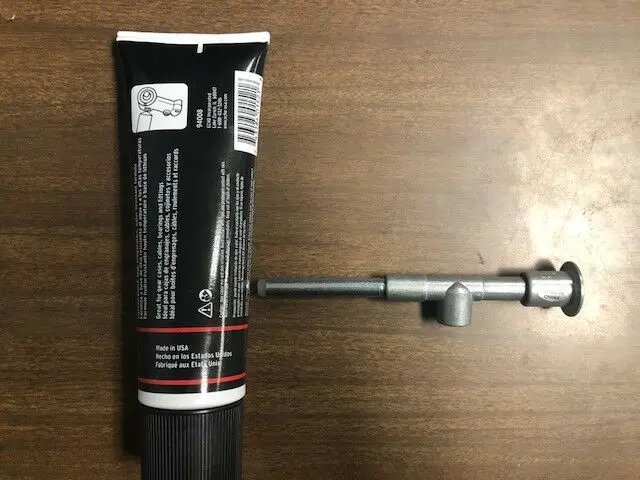 (91014 + 91016) Kit Genuine Echo Grease Gun Tool And 8Oz Grease Bottle 2