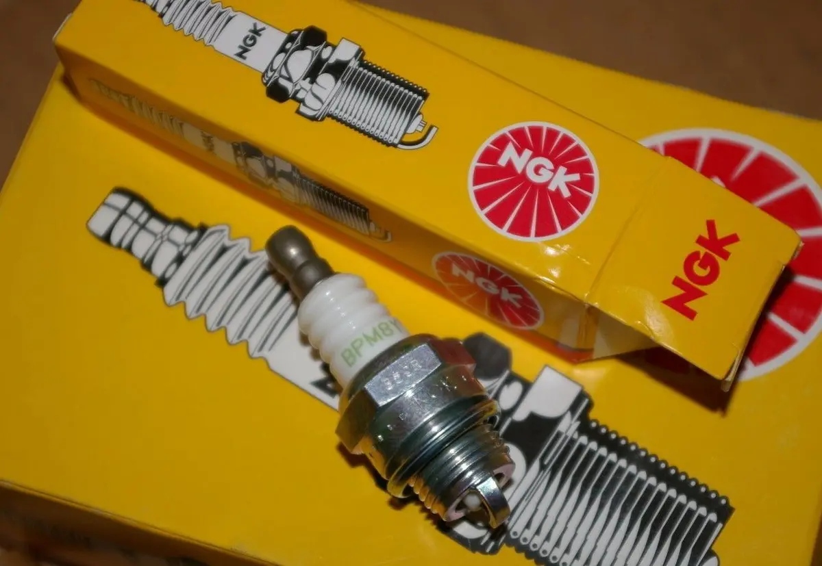 Echo 1 Pack Ngk Bpm8y 130 884 Spark Plug Echo #15901019830 Blower Chainsaw 1