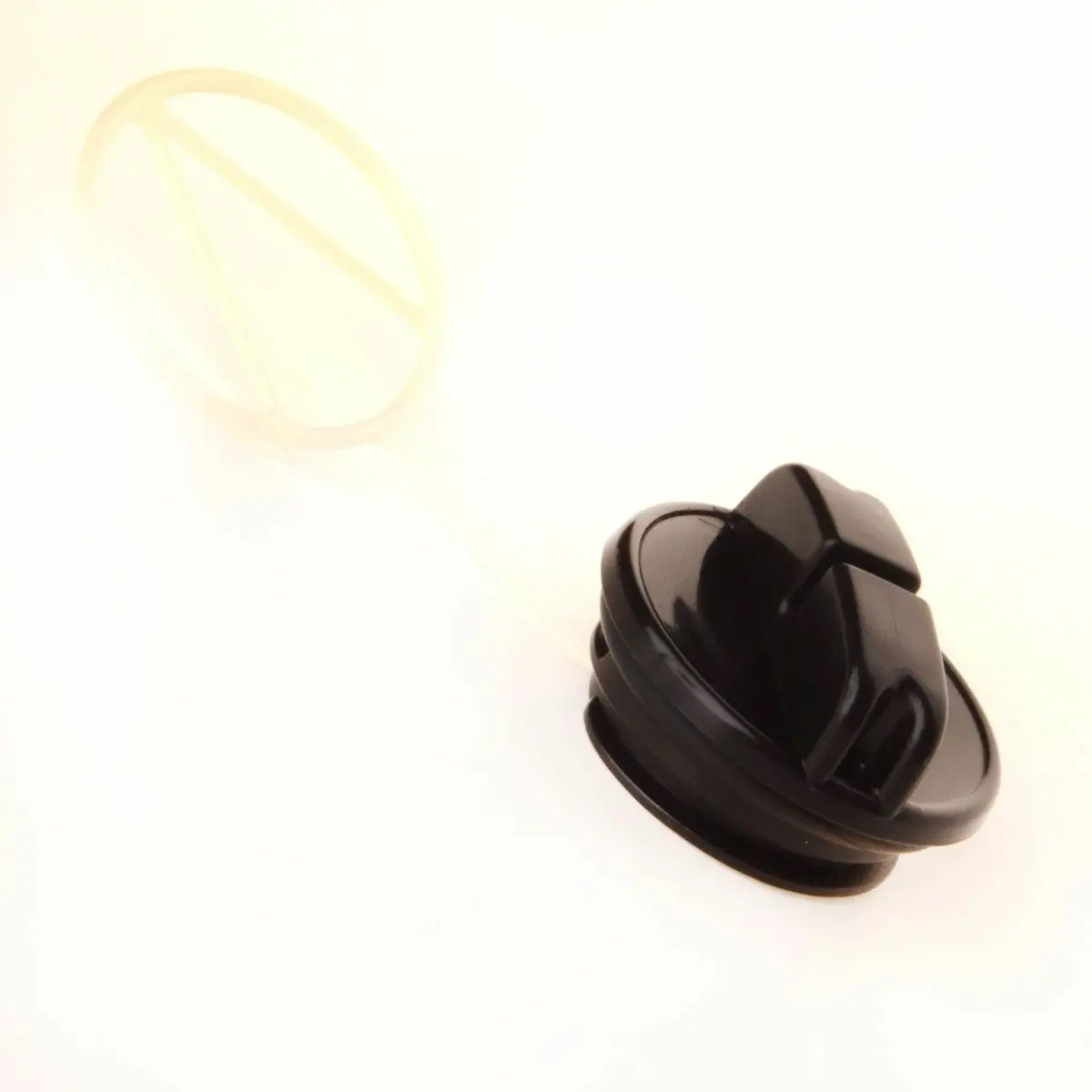 P021016031 Genuine Echo / Shindaiwa Oil Cap Assy Cs-590 Cs-600 Cs-600P 1