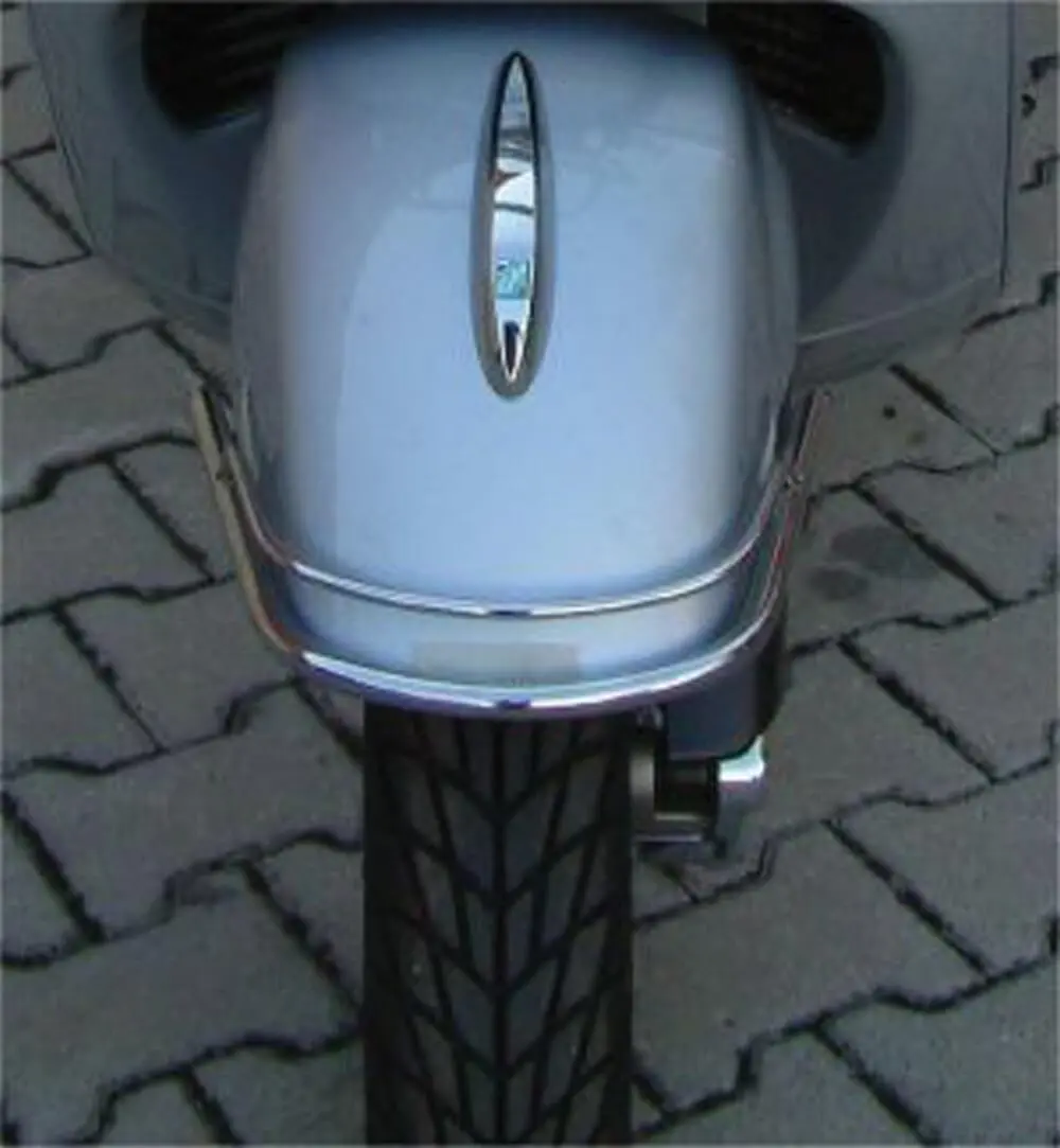 Cuppini, Front Bumper (Chrome); Vespa Gts250, Gts300 1