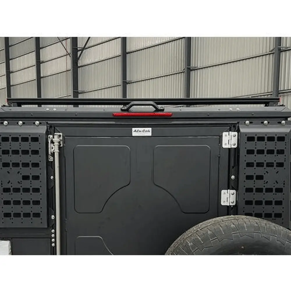 Alu-Cab - Load Bar 1550Mm - Black 1