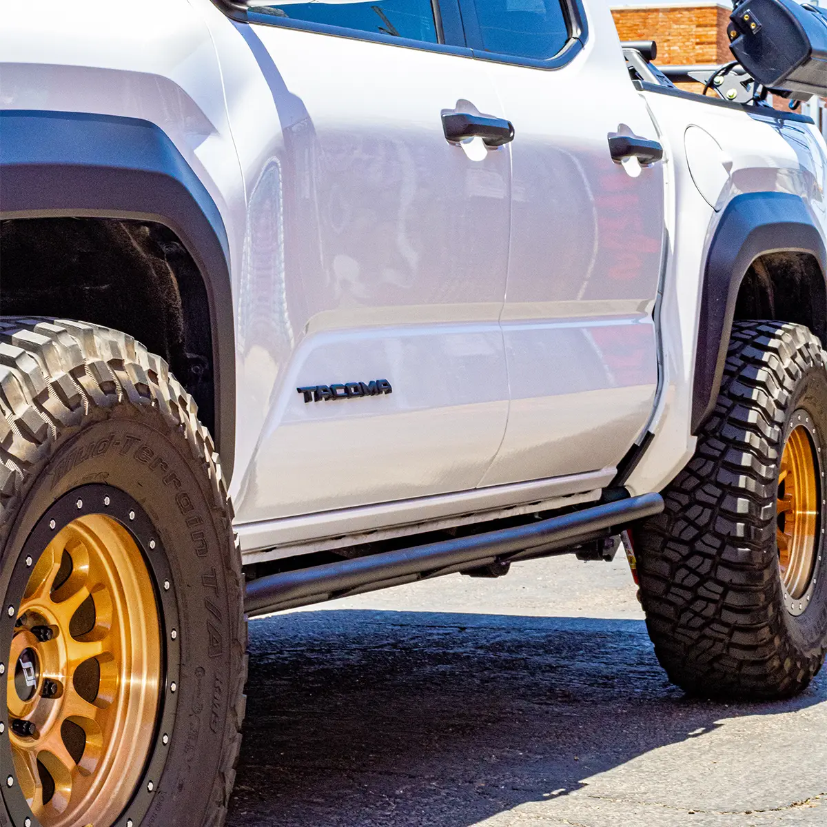 Cali Raised Led - Trail Edition Rock Sliders - Toyota Tacoma (2024+) 1