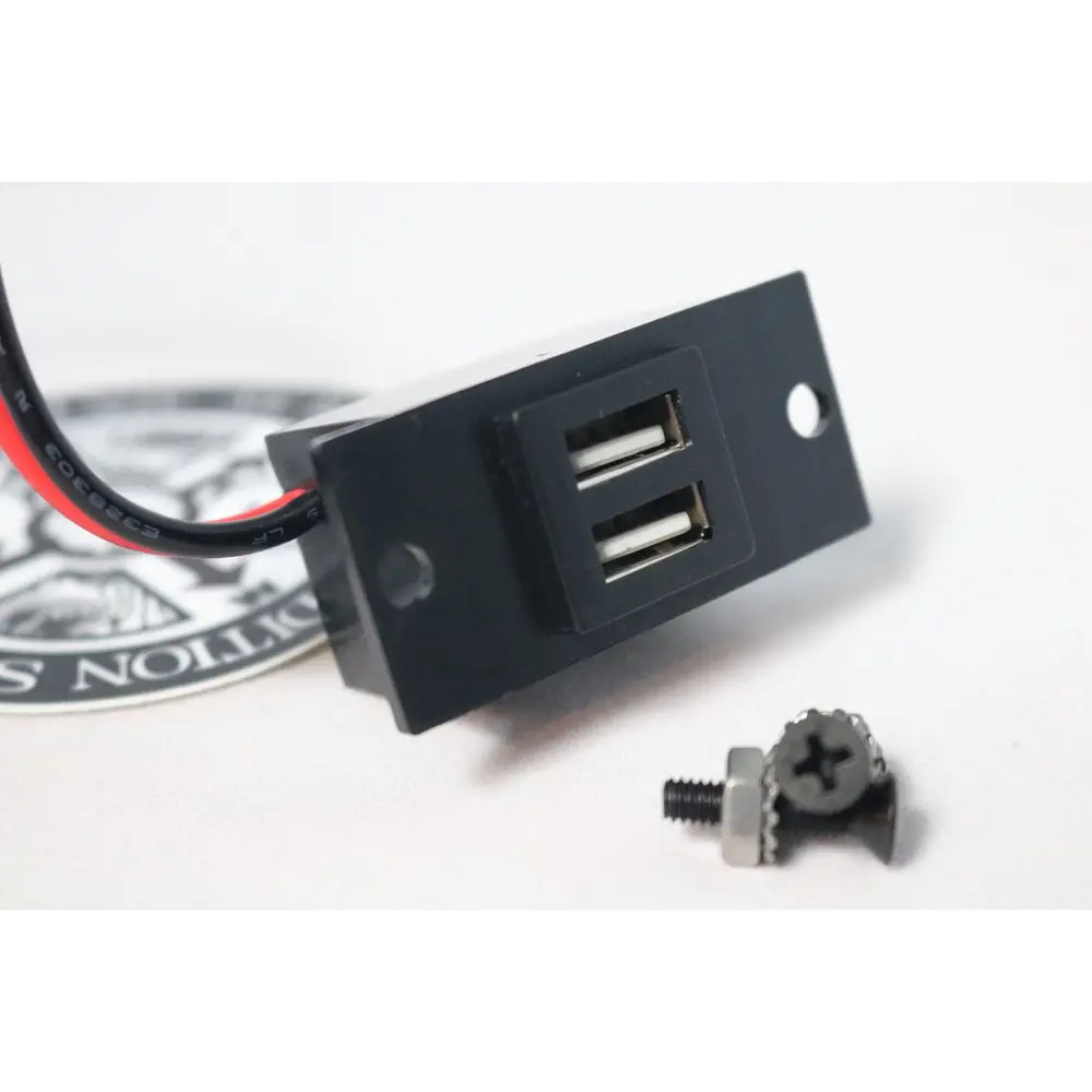 Expedition Essentials - Flush Mount Fast Usb Charger 1