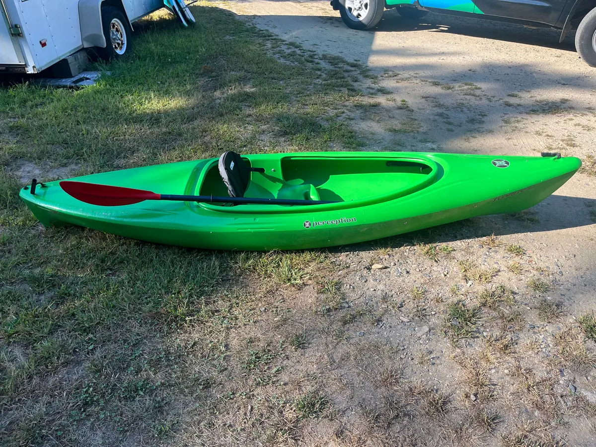 10' Perception Sunset Sit Inside Kayak 1