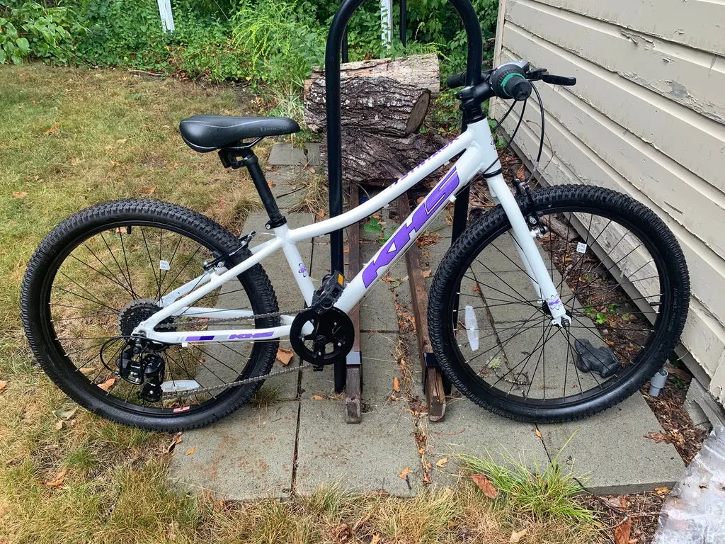 Khs Syntaur 24" (White) 1