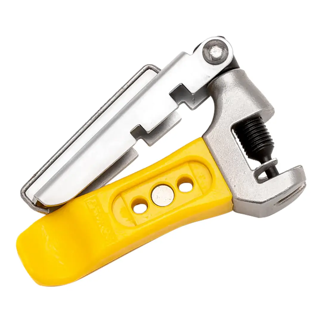 Pedro's 9-Function Pack Chain Tool 1