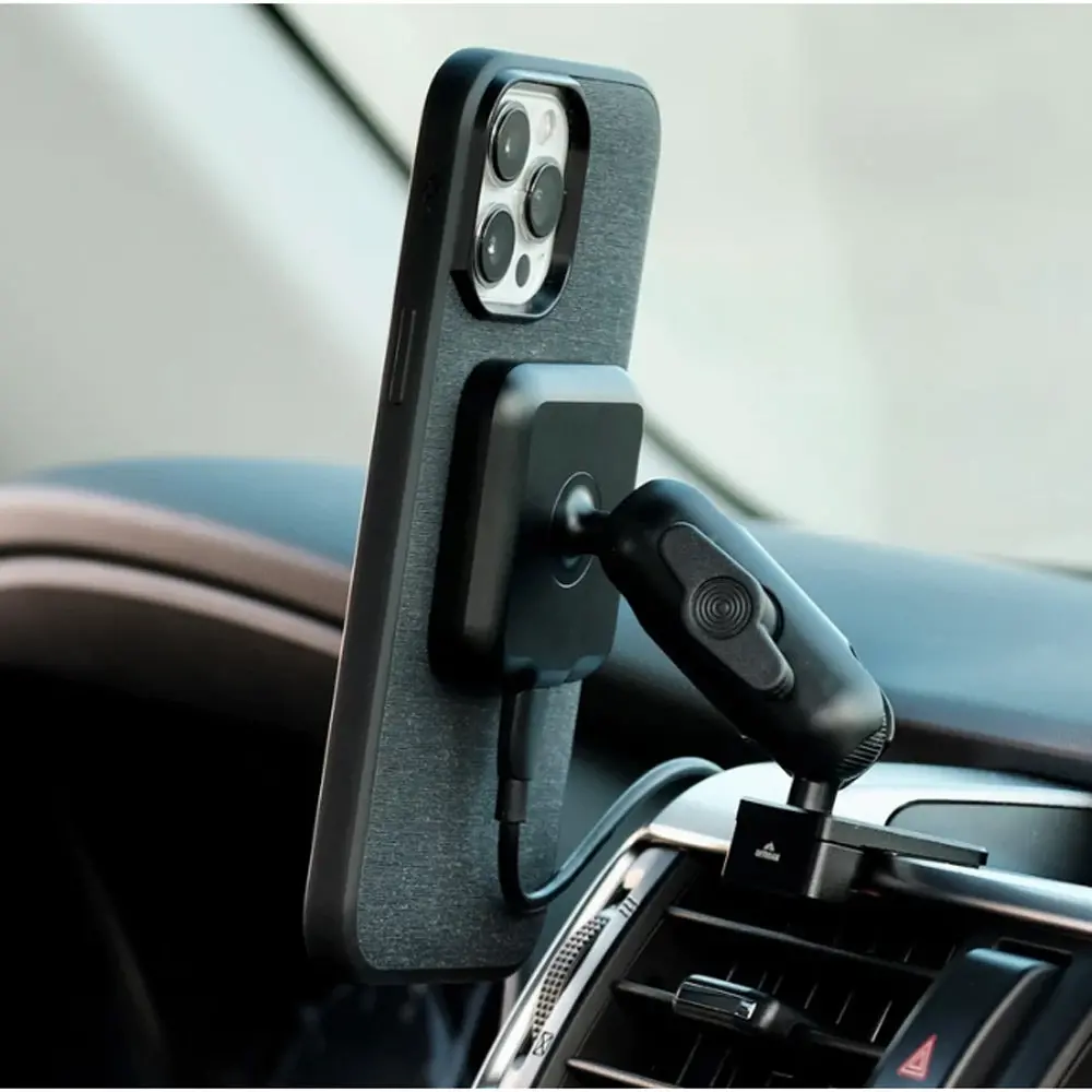 Offroam - Magnetic Qi2 Charging Phone Mount - Toyota 4Runner (2010-2024) 1
