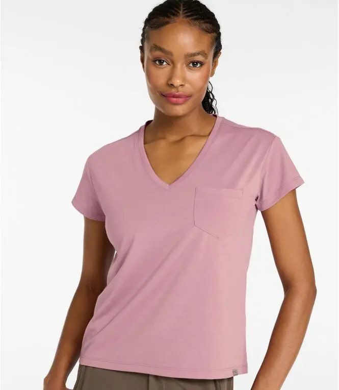 Mountainside V-Neck Pocket Tee Short Sleeve Women's Regular 1