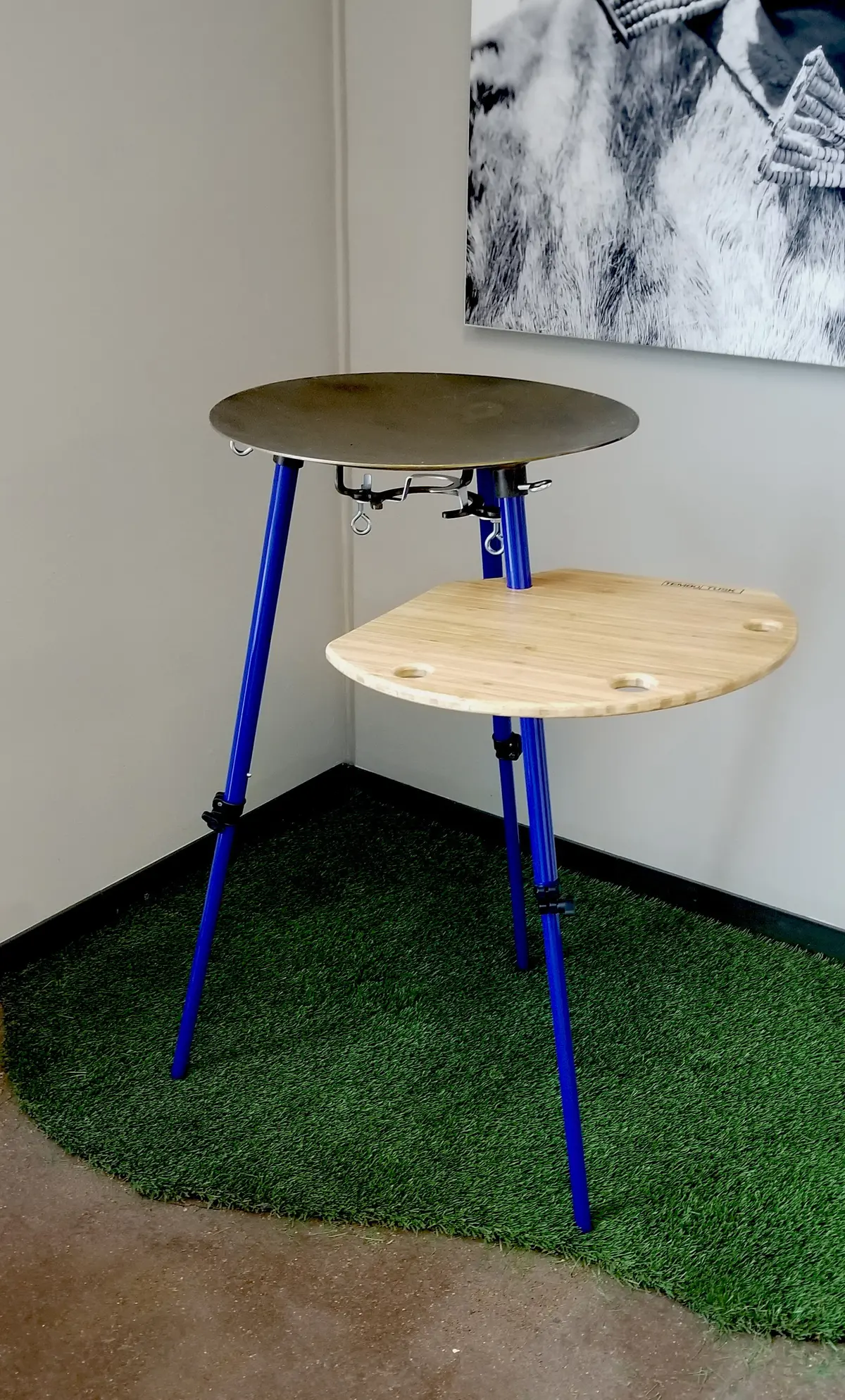 Tembotusk - Skottle Leg Table 2