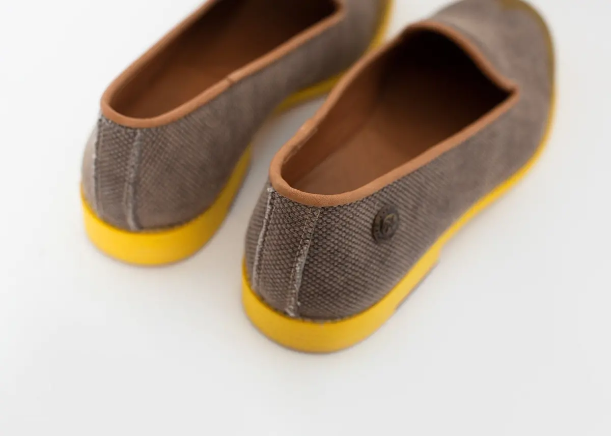 Wingtip Loafer In Yellow 3