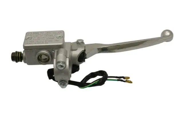 Universal Parts Front Right Master Cylinder - No Mirror Mount 1
