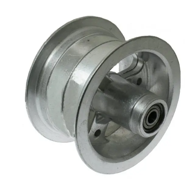Universal Parts 4" Rear Rim, Threaded Hubs 1