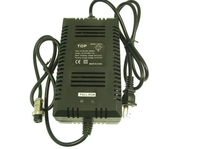 Universal Parts 24V Electric Battery Charger 1