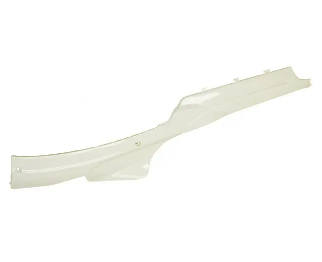 Universal Parts Left Rear Lower Body Panel 1