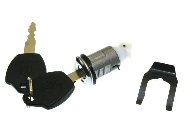 Universal Parts Front Luggage Box Lock 1