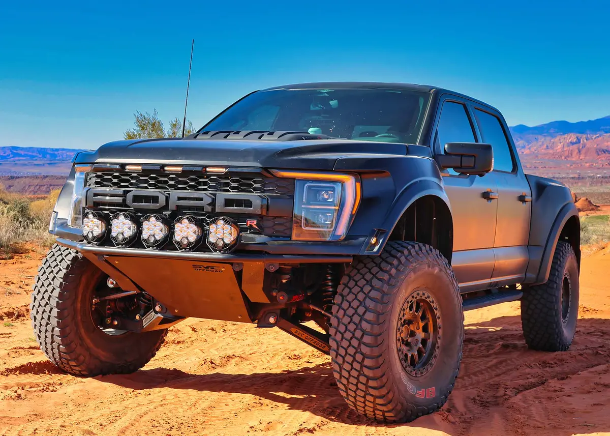 Gen 3 Raptor R Smurf Bumper / With Svc Heat Exchanger 1