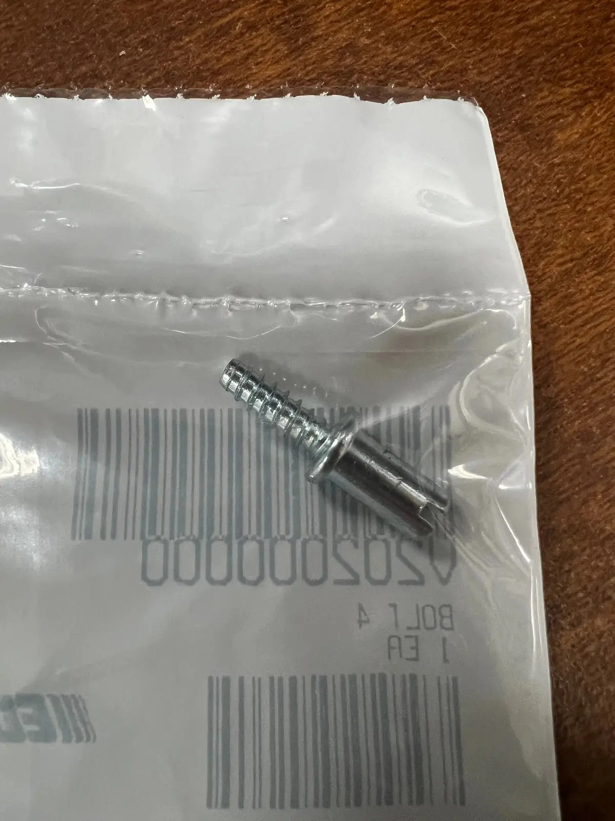 V202000000 Bolt -  Shindaiwa Echo Bolt 4 Cs-271 358Ts Cs-355 1