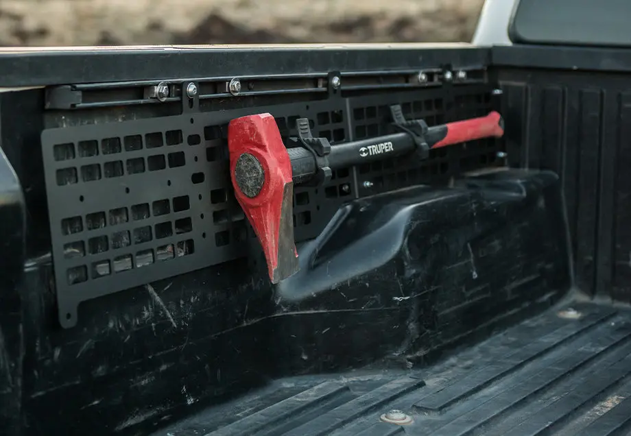 Cali Raised Led - Bed Molle System Bakflip - Toyota Tacoma (2005-2023) 1